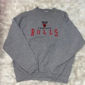 Chicago Bulls Crewneck pullover sweatshirt size XL